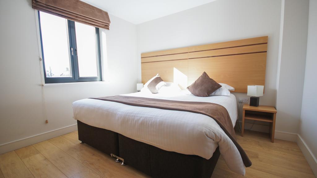 Crompton House apartamentos Edgware Exterior foto
