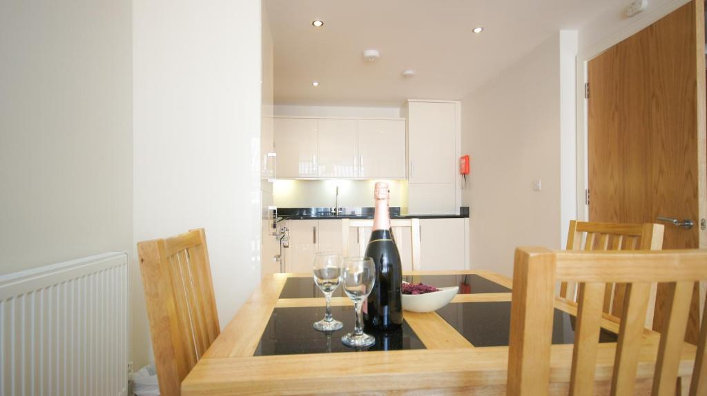 Crompton House apartamentos Edgware Exterior foto